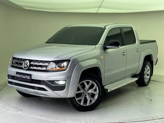VOLKSWAGEN AMAROK 2.0 HIGHLINE 4X4 CD 16V TURBO INTERCOOLER DIESEL 4P AUTOMÁTICO VOLKSWAGEN AMAROK 2.0 HIGHLINE 4X4 CD 16V TURBO INTERCOOLER DIESEL 4P AUTOMÁTICO